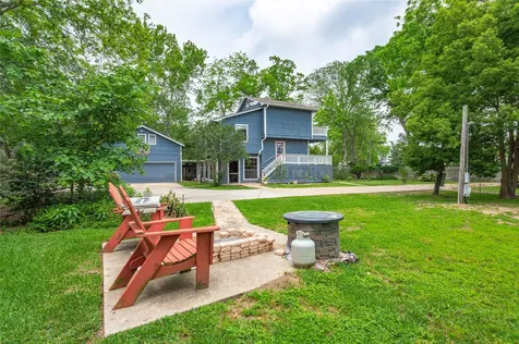 3726 Bayshore Drive Bacliff TX 77518