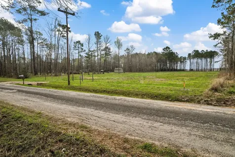 990 County Road 2112 Liberty TX 77575