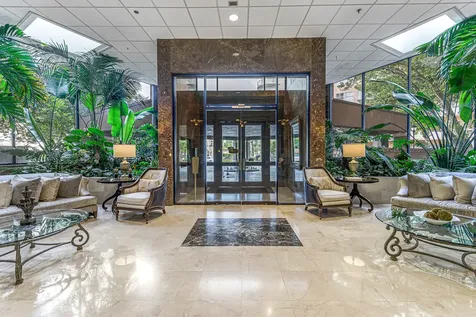 3525 Sage Road 1115 Houston TX 77056