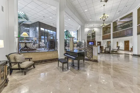 3525 Sage Road 1115 Houston TX 77056