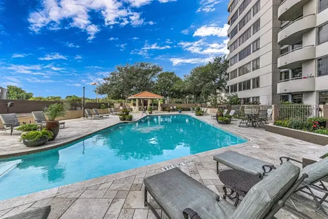 3525 Sage Road 1115 Houston TX 77056