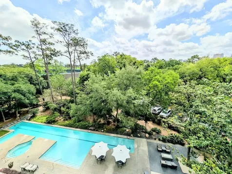 121 N Post Oak Lane 505 Houston TX 77024