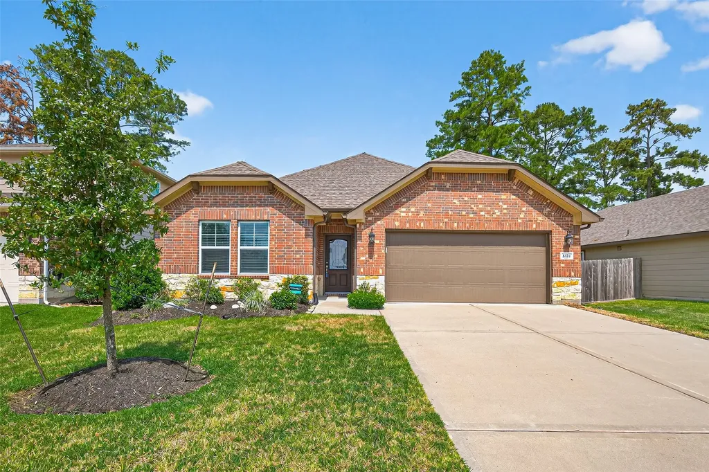 2322 E Winding Pines Drive Tomball TX 77375