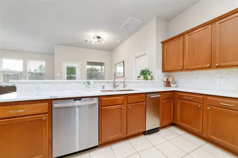 18511 Bristol Point Lane Tomball TX 77377