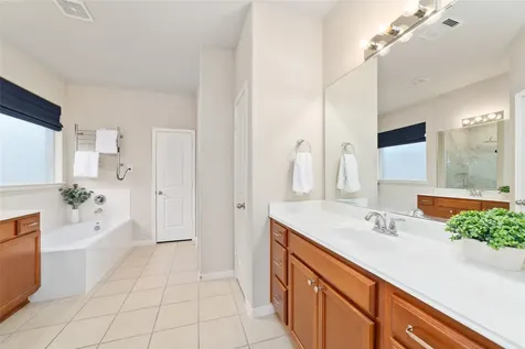 18511 Bristol Point Lane Tomball TX 77377