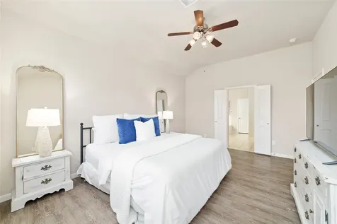 18511 Bristol Point Lane Tomball TX 77377