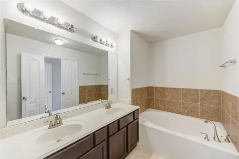 5103 Dartmoor Ridge Trail Houston TX 77066