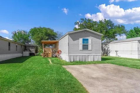 8947 Eagle Run Street La Porte TX 77571
