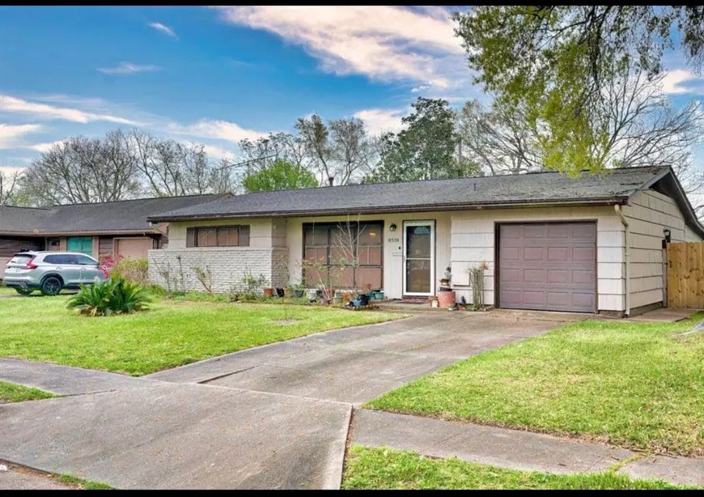 8534 Dillon Street Houston TX 77061