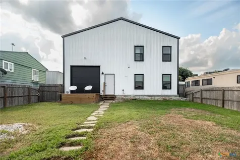 804 W Tyler Avenue Port O Connor TX 77982