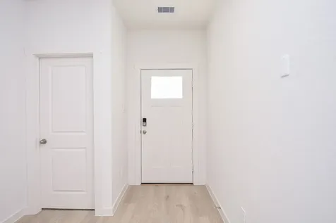 5146 Sunset Oaks Drive Fresno TX 77545