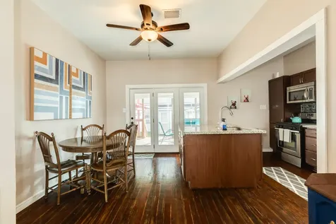 4719 Avenue R Galveston TX 77551