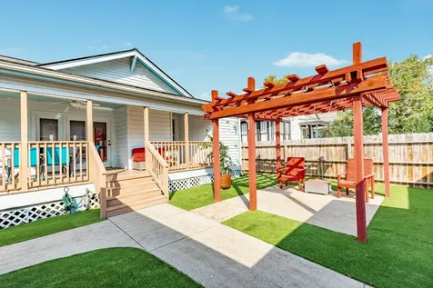 4719 Avenue R Galveston TX 77551