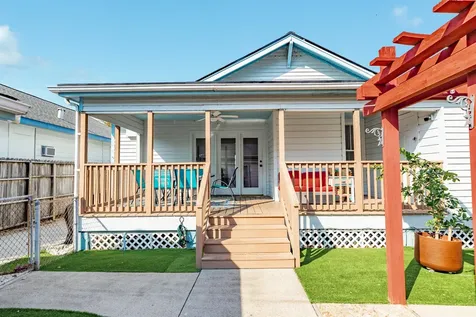 4719 Avenue R Galveston TX 77551