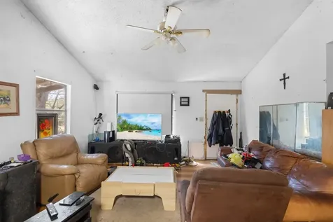 6671 Cotton Street Bedias TX 77831
