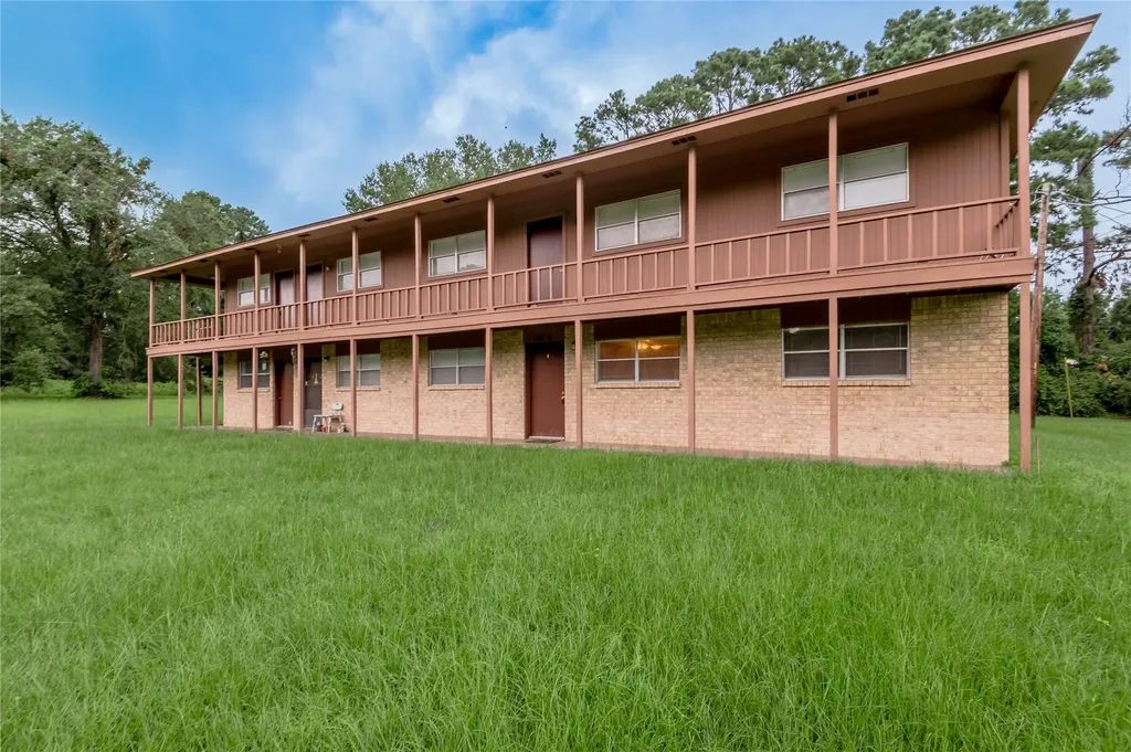 120 Mcadams Lane E Huntsville TX 77320