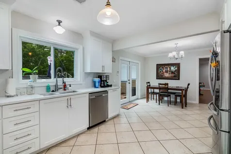 1010 Rosewood Drive Dickinson TX 77539