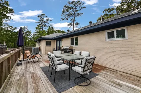 1010 Rosewood Drive Dickinson TX 77539