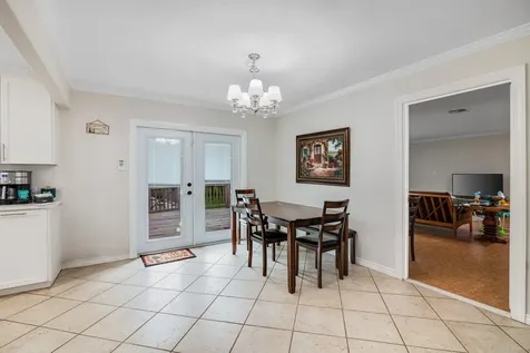 1010 Rosewood Drive Dickinson TX 77539