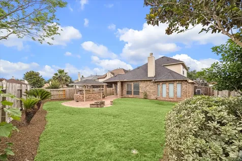 8107 Whisper Point Drive Houston TX 77040