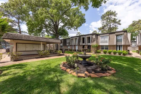 12633 Memorial Drive 57 Houston TX 77024