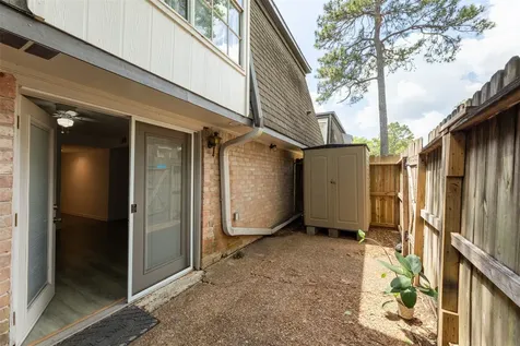12633 Memorial Drive 57 Houston TX 77024