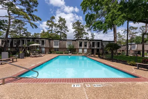 12633 Memorial Drive 57 Houston TX 77024