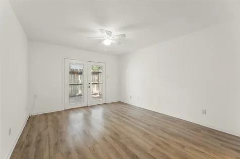 12633 Memorial Drive 57 Houston TX 77024