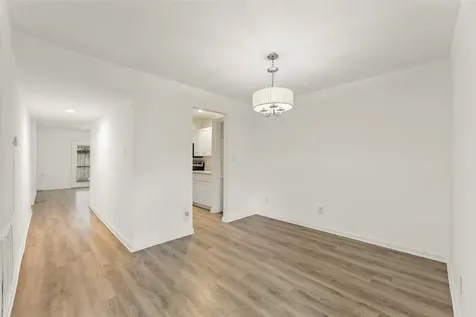 12633 Memorial Drive 57 Houston TX 77024