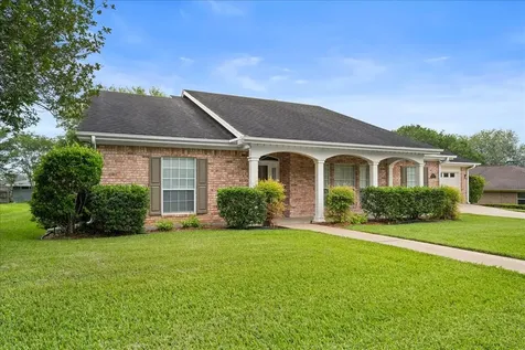 159 Charles Street La Grange TX 78945