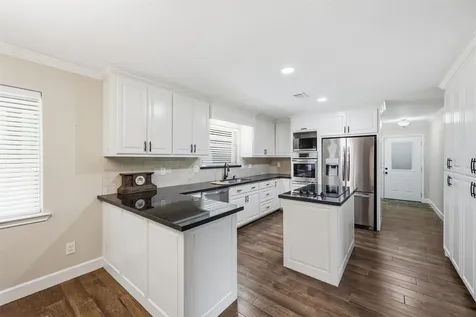 5003 Michelle Road Orange TX 77632