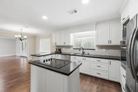 5003 Michelle Road Orange TX 77632