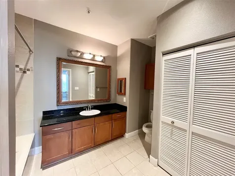 2299 Lone Star 309 Sugar Land TX 77479