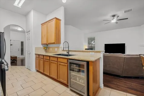 2001 Running Brook Lane Pearland TX 77584