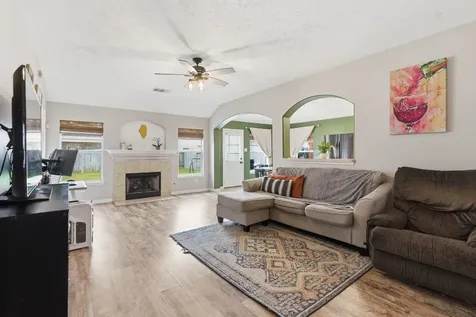 16531 Sperry Gardens Drive Houston TX 77095