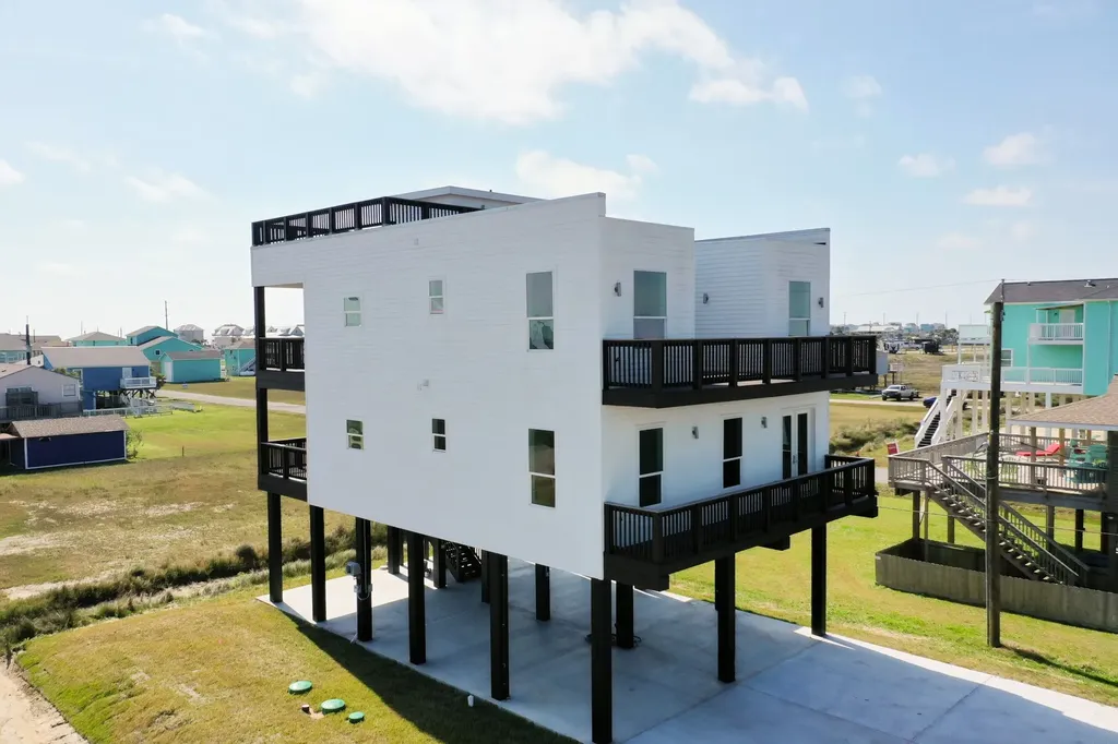4026 5th Street Galveston TX 77554