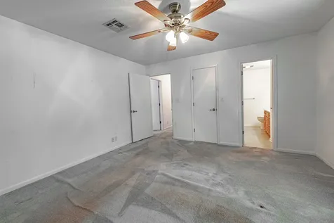 216 E Montana Drive Shiner TX 77984