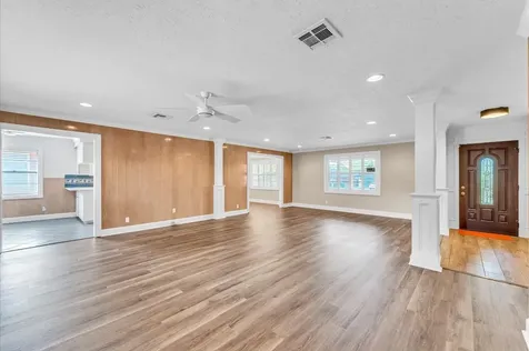6327 Wynnwood Lane Houston TX 77008