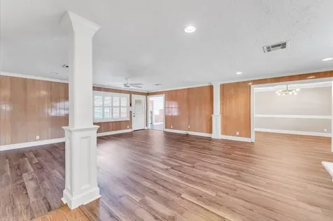 6327 Wynnwood Lane Houston TX 77008