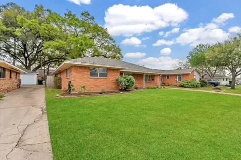 6327 Wynnwood Lane Houston TX 77008