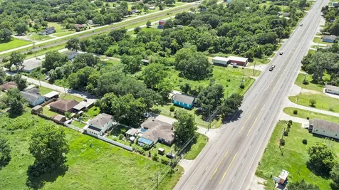6503 Sharon Lane Hitchcock TX 77563