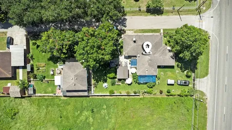 6503 Sharon Lane Hitchcock TX 77563