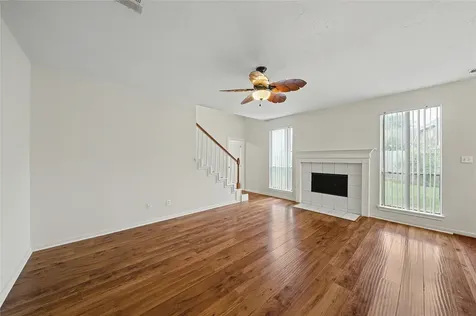 1202 Woodley Bend Sugar Land TX 77479
