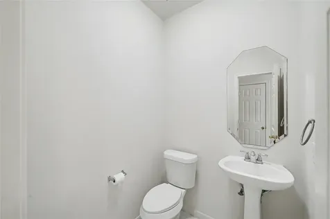 1202 Woodley Bend Sugar Land TX 77479