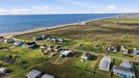 876 S Monkhouse Drive Crystal Beach TX 77650