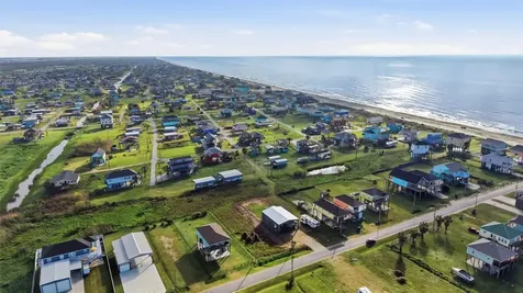 876 S Monkhouse Drive Crystal Beach TX 77650