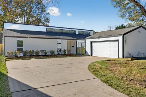 6207 Rollingbrook Drive Houston TX 77096