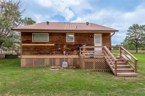 86 Oak Hill Drive Huntsville TX 77320