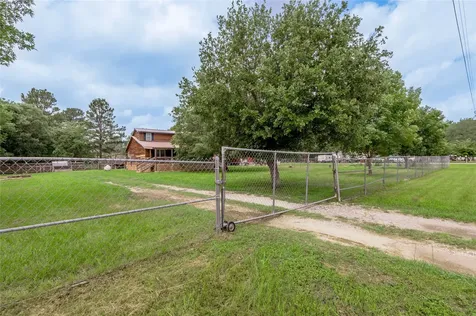 86 Oak Hill Drive Huntsville TX 77320
