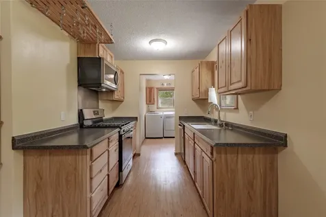 86 Oak Hill Drive Huntsville TX 77320